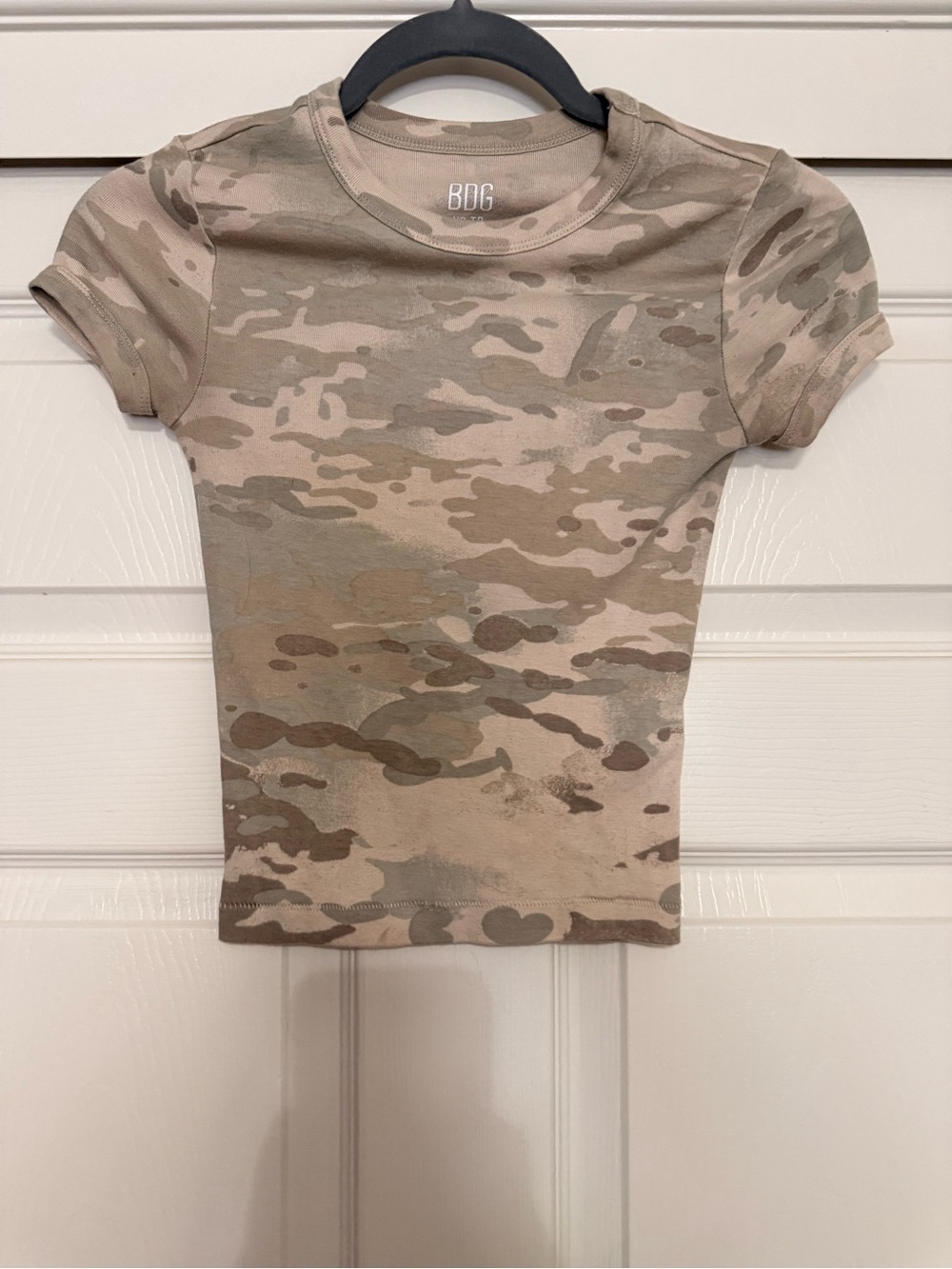 BDG Short Sleeve Camo Tee in Tan and Olive